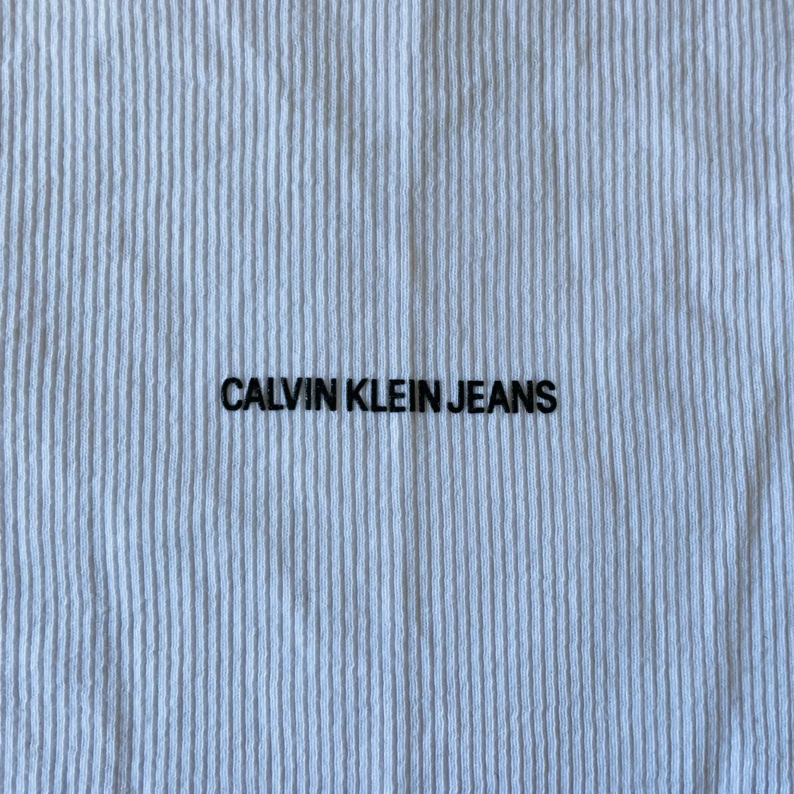 Calvin Klein ribbad topp - 90