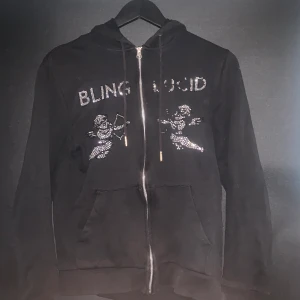 BlingLucid zip - BlingLucid rhinestone zip i okej skick, storlek 2xs men kan även passa som xs Kom privat för frågor
