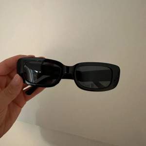 Nya solglasögon från Asos! Oanvända så därav helt utan repor eller skador💛
