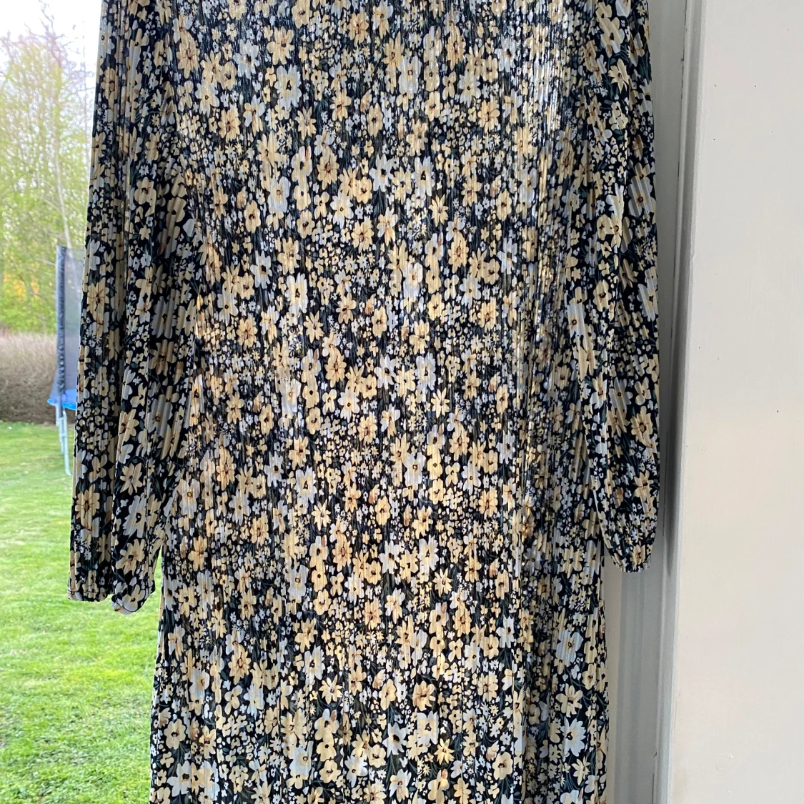 ”Ny” klänning Jacqueline de Young, L - 90