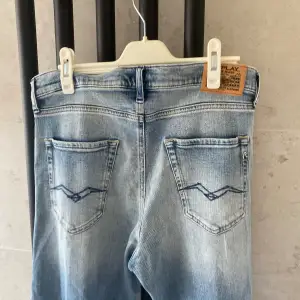 Sköna jeans till sommaren 