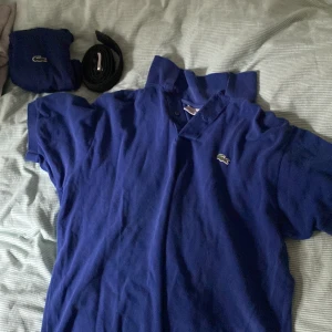 Lacoste piké  - Xl skick 8/10 aldrig använd möts upp och kan frakta t närmsta butik 😊