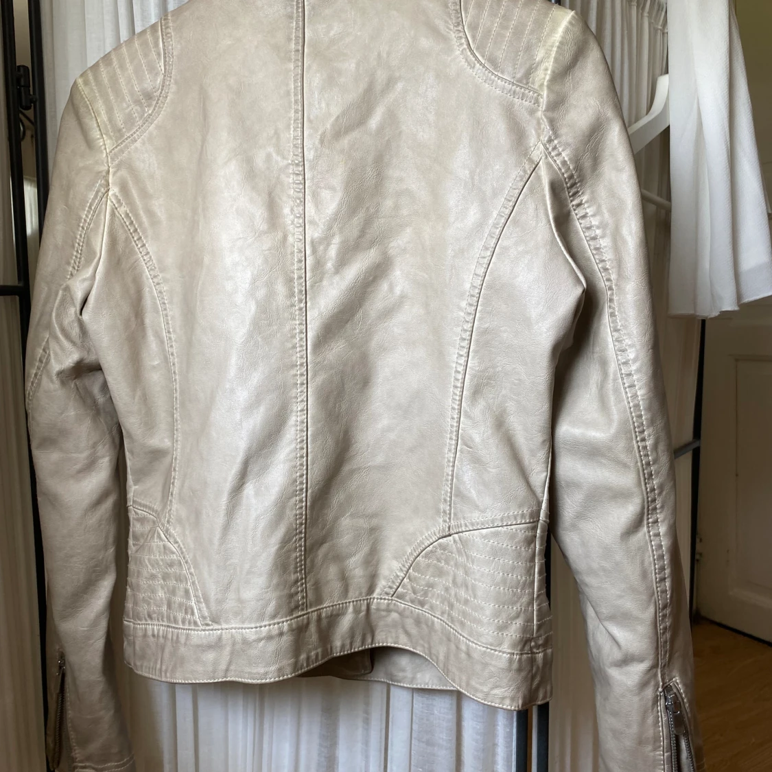 Snygg Bikerjacka  - 92