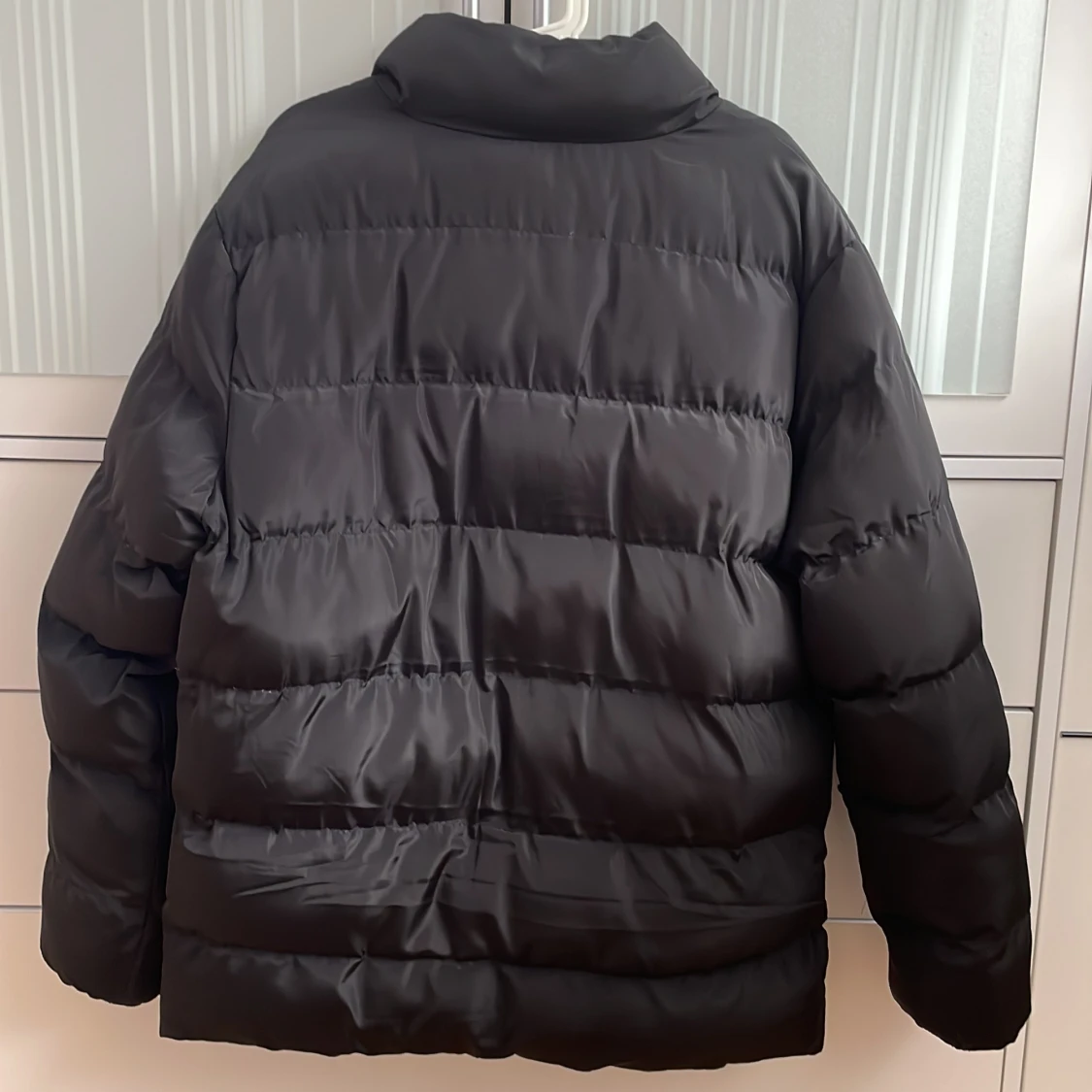 Threadbare – Svart pufferjacka med ståkrage - 90