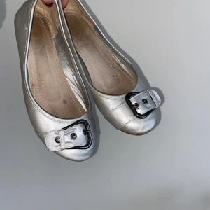 Ballerinaskor  - Superfina ballerinaskor💕 storlek 40 men skulle säga att de även passar 39