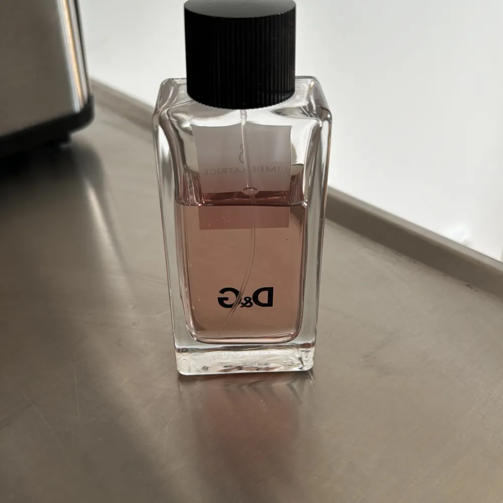 D&G l’imperatrice parfym. Inte full flaska!. Accessoarer.