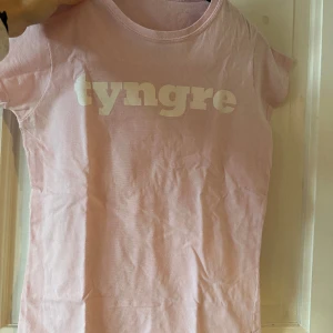 T-shirt  - Bra skick