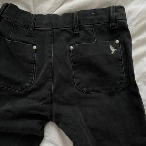 Bootcut, lågmidjade svarta jeans Vintage