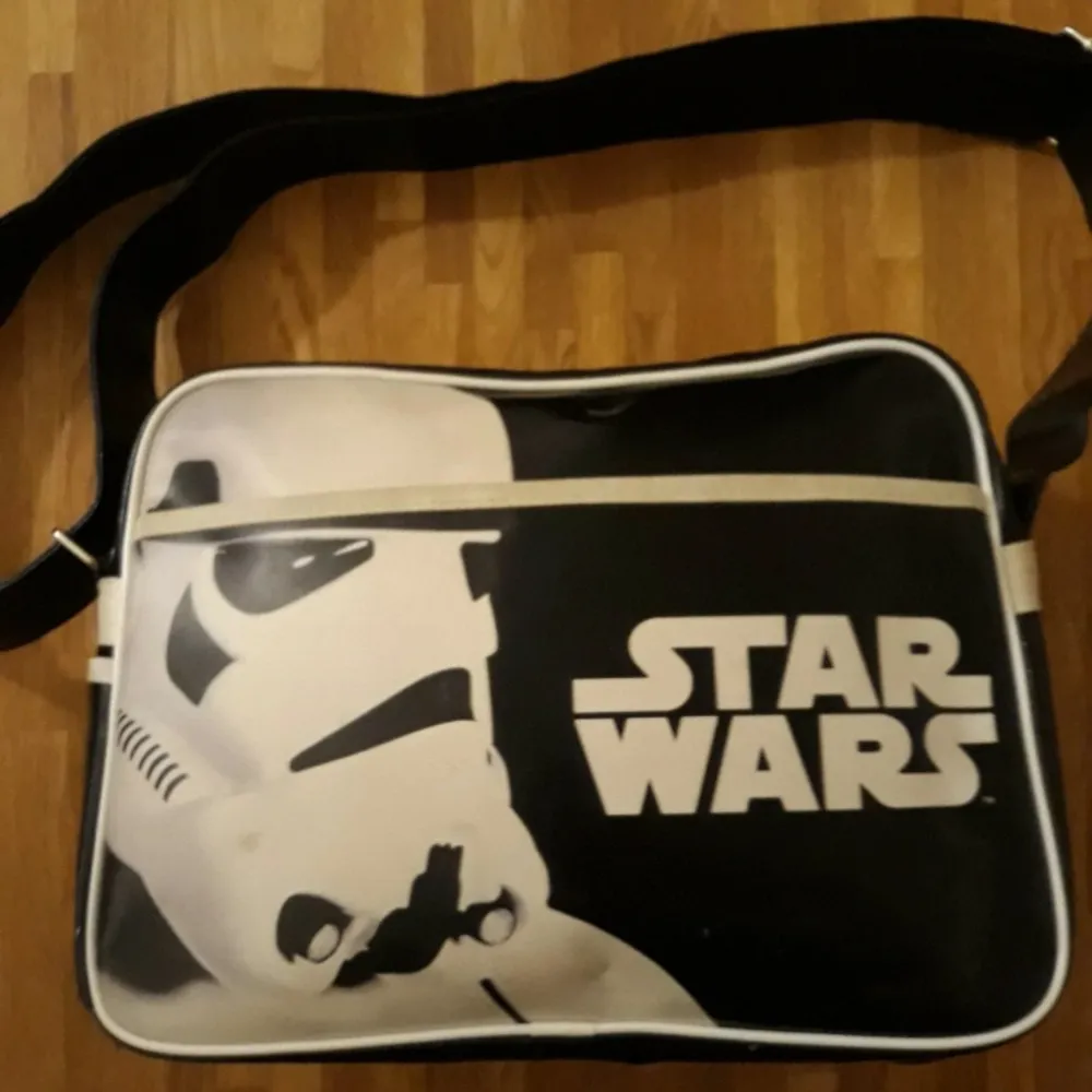 Cool star wars leatherbag. Väskor.