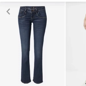 Low waist jeans  - Säljer dessa populära LTB jeans!! De är förstora för mig i midjan och därför har de inte kommit till så mycket användning. Andra bilden är lånad!!💙 De är väldigt långa på mig som är cirka 170!