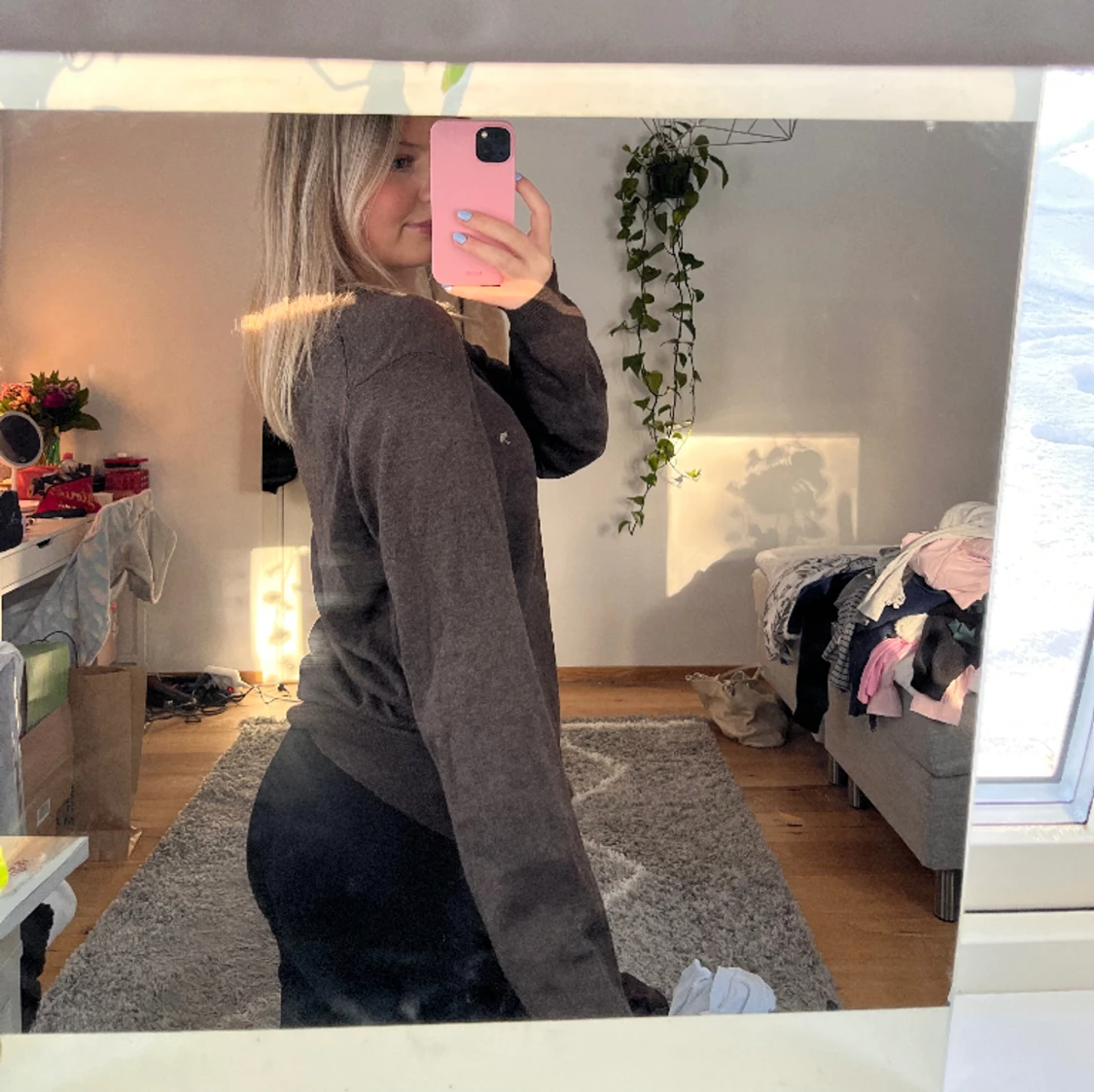 Stickad brun tröja - 91