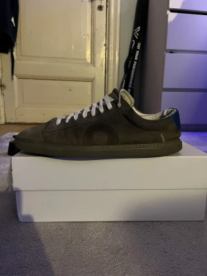 Oliver cabell skor - Säljer ett par Oliver cabell skor riktigt snygga och kan lätt kombinera med olika kläder.  Riktigt bekväma  Mvh Martin