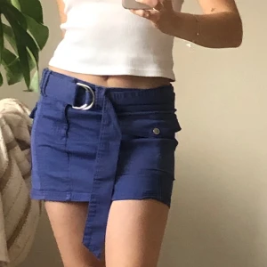 Minikjol  - Aldrig använd så superskick. Väldigt skönt bommulsmaterial <3 