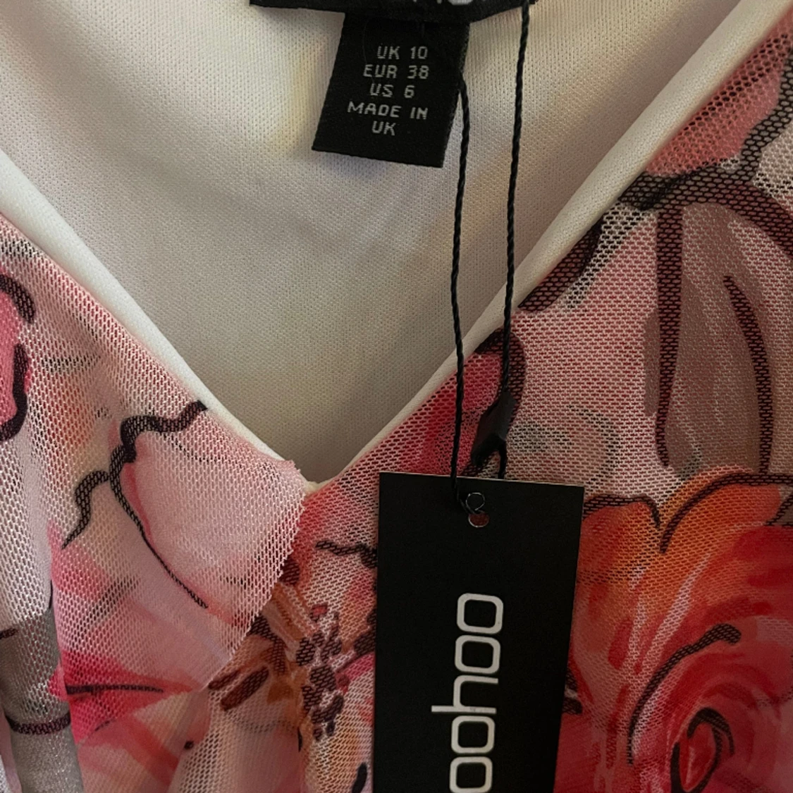 Blommig lång klänning från Boohoo - 91