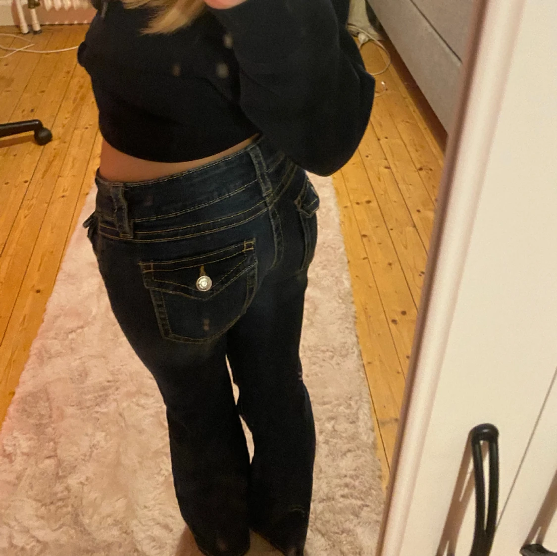 lågmidjade jeans