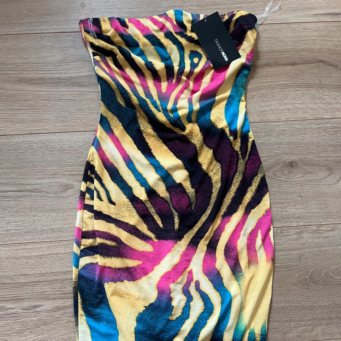 Fashion Nova Klänning - 93