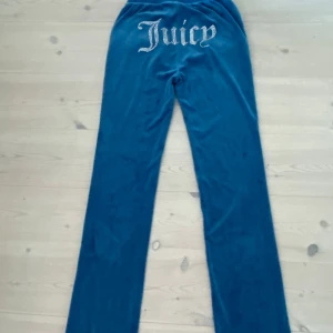 Juicy pants - Ett par fina juicy byxor som är använda en gång