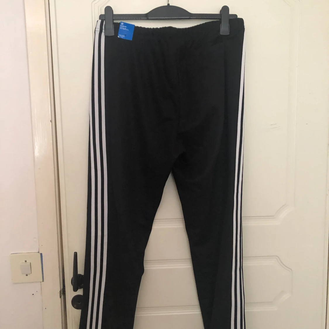 Adidas byxor helt nya. - 90