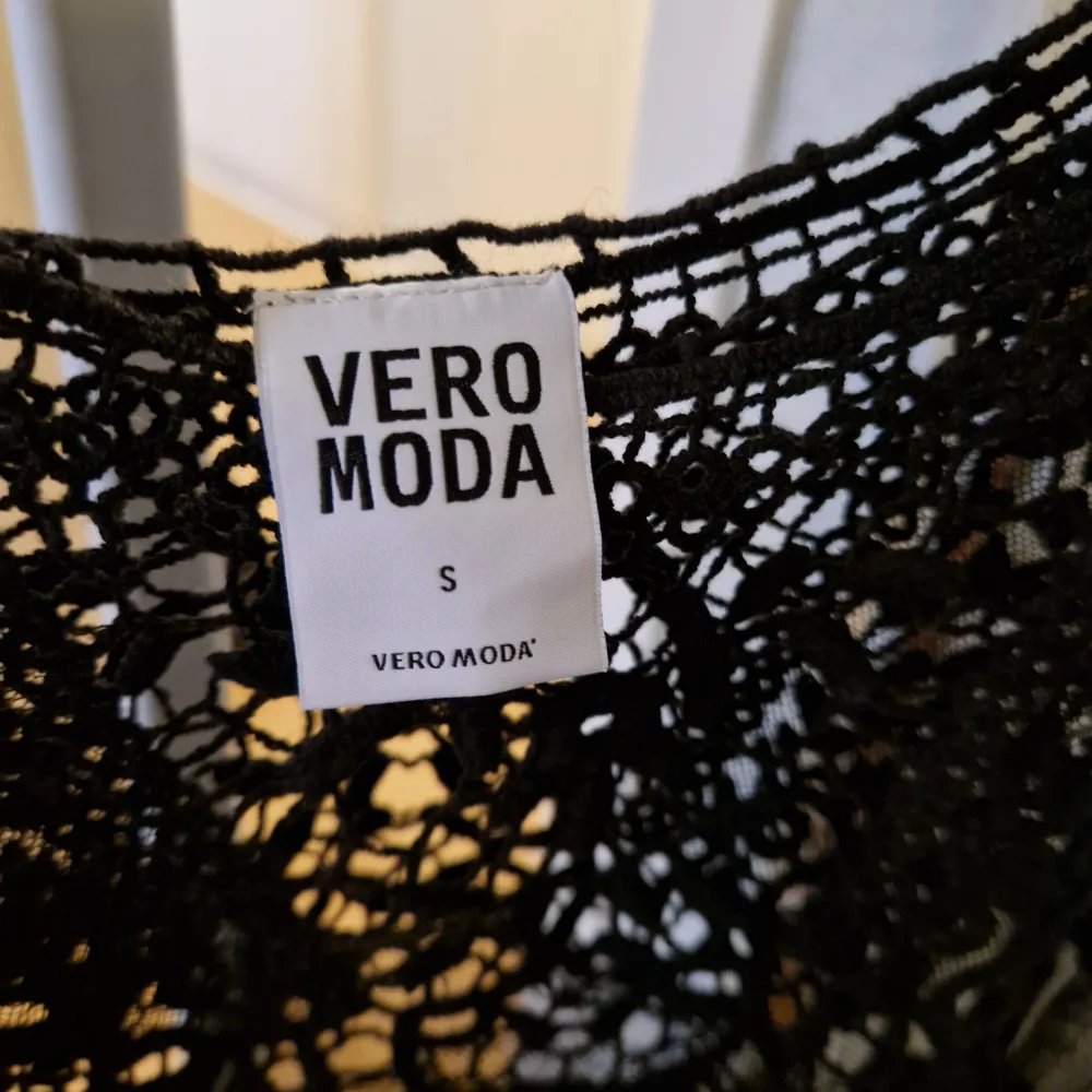 Vero Moda Storlek S Har använt max 2 ggr Svart/spets. Toppar.