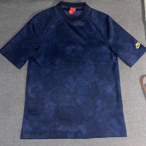 Nike tröja - Nike tröja i storlek S.