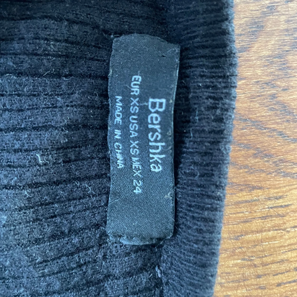 Svart långärmad tröja - 91