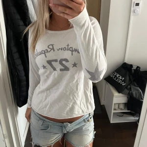 Långärmad tröja  - Jätte fin och unik långärmad tröja 