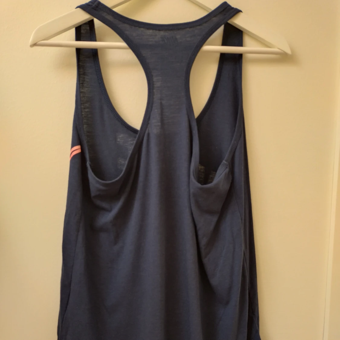 Mörkblå linnetopp från Nike - 91