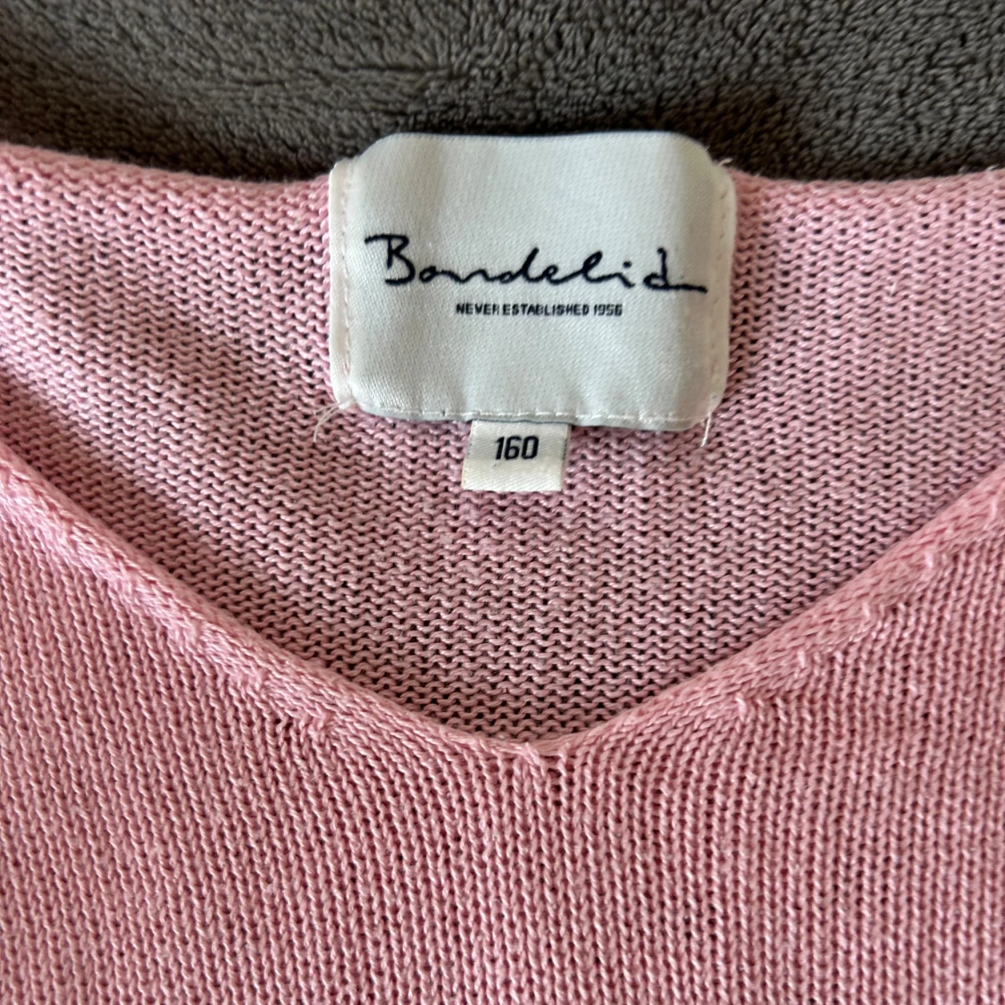 Rosa stickad tröja - 91