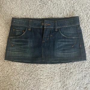 Mini jeanskjol - Super fin jeanskjol💕Skriv om du har frågor!