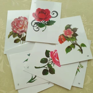 8st blommor tatuering  - Tatuering/tattoo Motiv: blommor  Antal: 8st  Storlek: ca 4,8×7cm,  Skick: nya/oanvända,  Tillfälliga tatueringar du sätter på kroppen med hjälp av vatten 