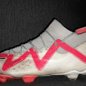 Puma Future ultimate  - Storlek 45 Väldigt bra skick 