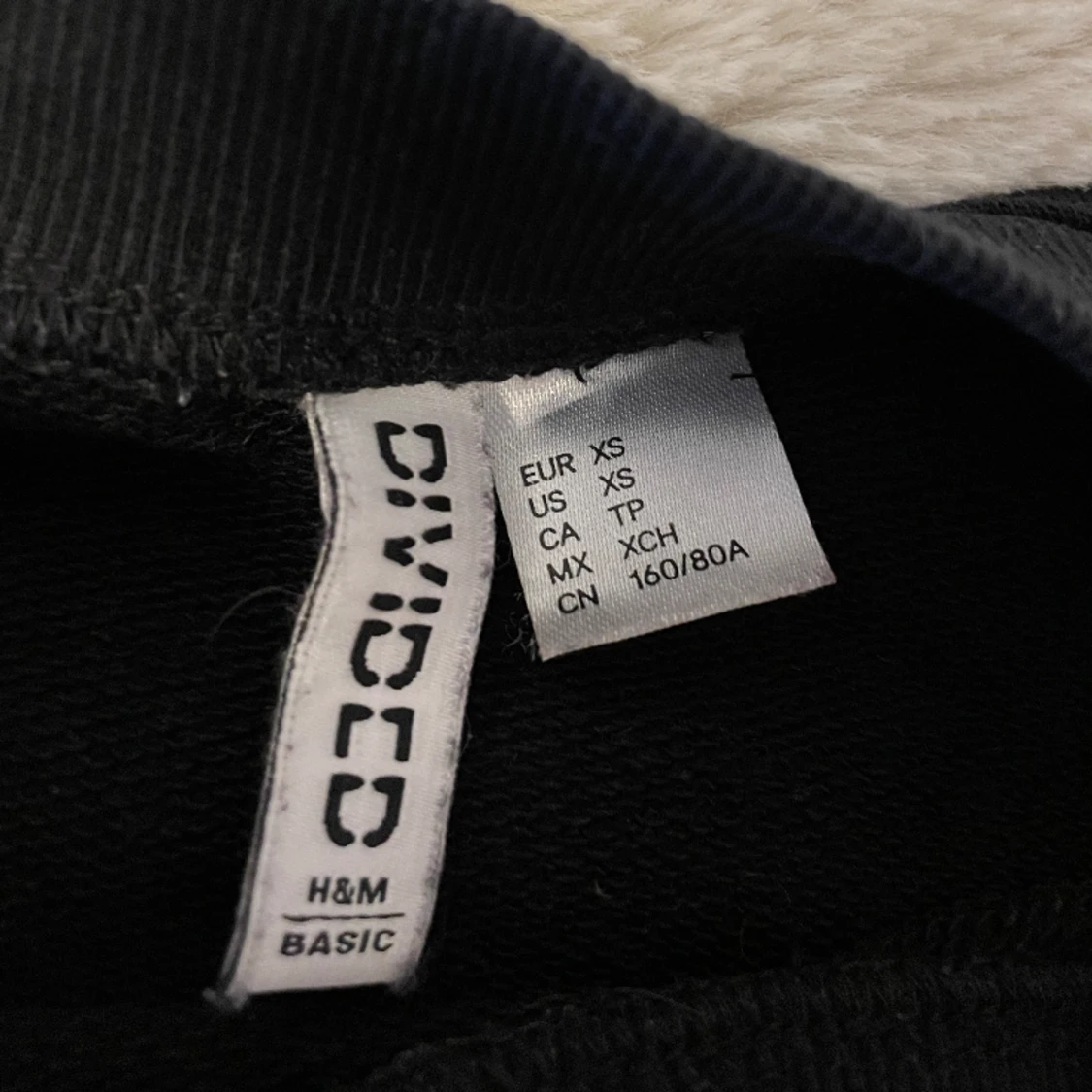 Svart sweatshirt H&M - 90