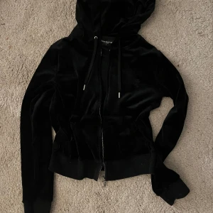 Juicy couture tröja - Väldigt sparsamt använd 