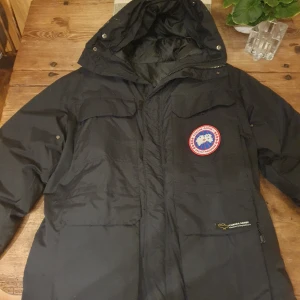 CANADA GOOSE EXPEDITION - Style 4565 MR,svart ,fintskick 