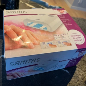 UV lampa  - För att fixa egna naglar hemma 💅🏼Helt ny, oanvänd. 