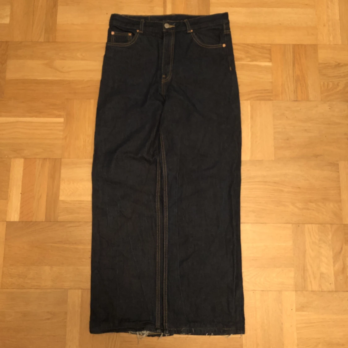 Baggy mörkblå jeans - 91