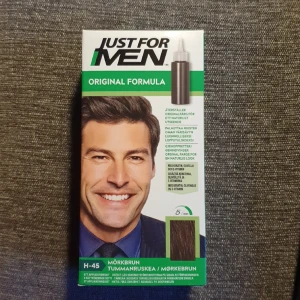 Hårfärg för män.  - Mörkbrun hårfärg för män.  Ouppackad. 