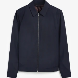 Jacka - Snygg mörkblå jacka, använt den ca 1-3.