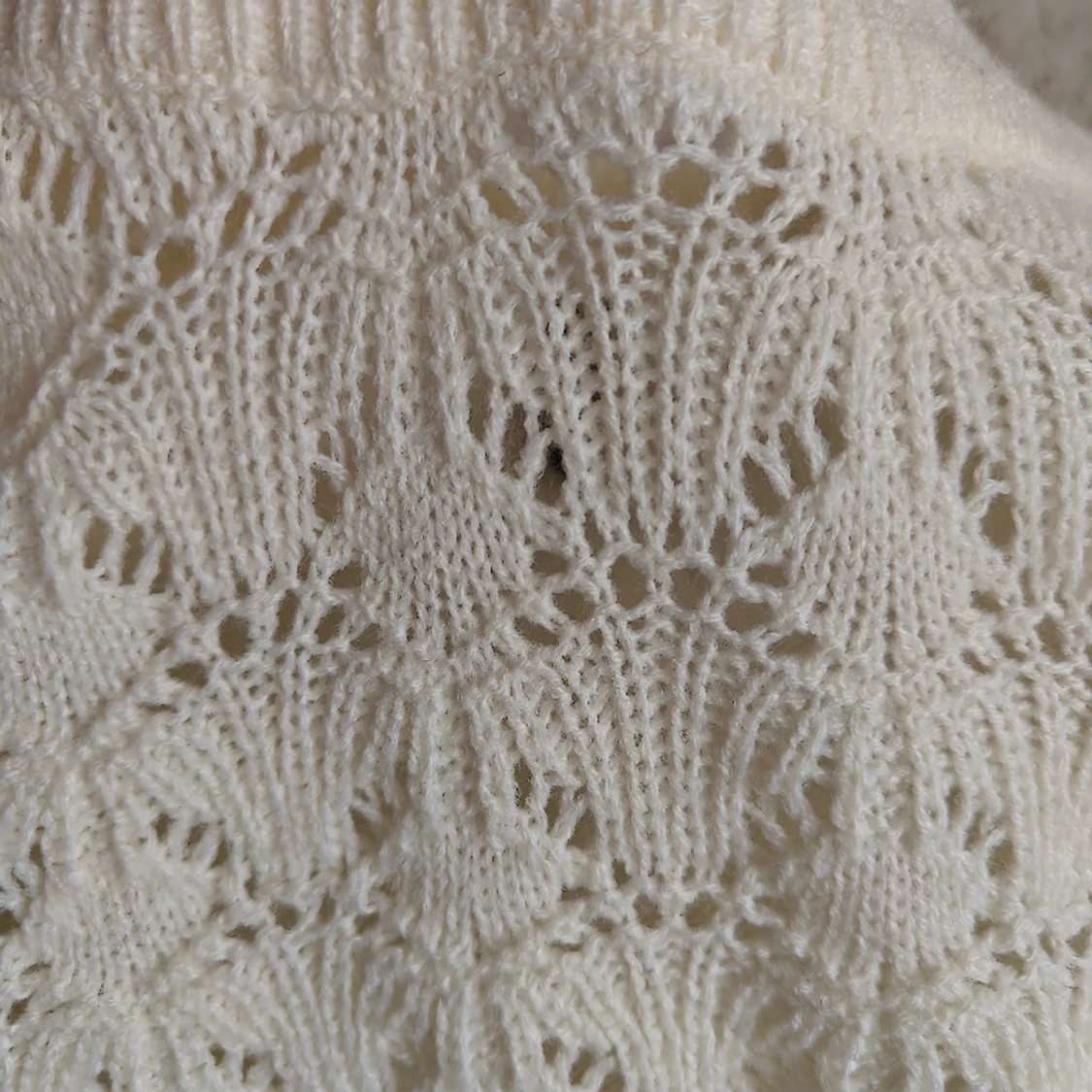 Finstickad tröja  - 90