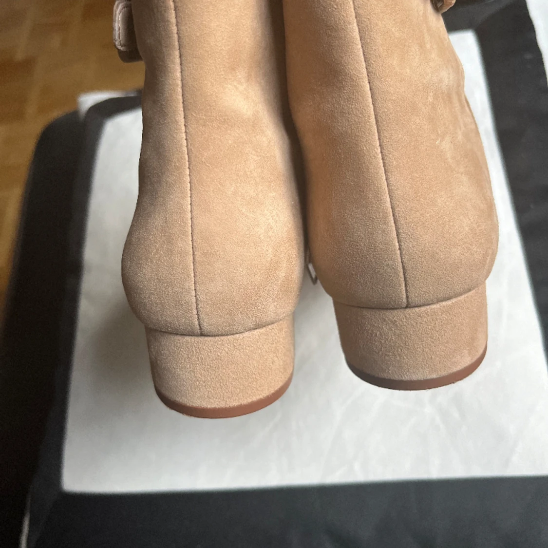 Beige moccaboots - 90