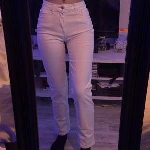 Fina vita straight mom jeans   Original oris 600kr