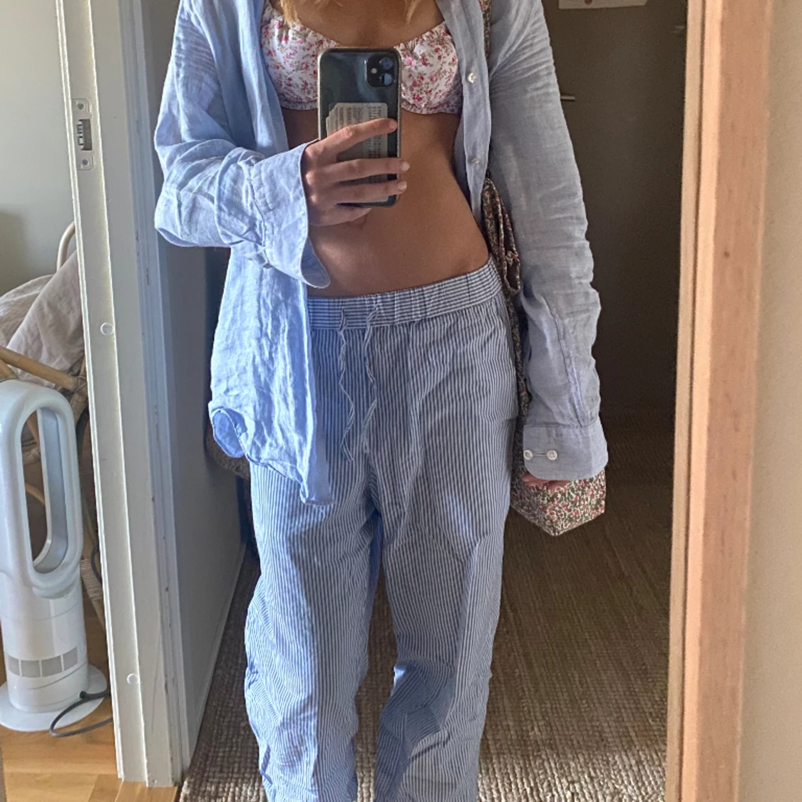 Blå/vit Randiga pyjamasbyxor Arket 