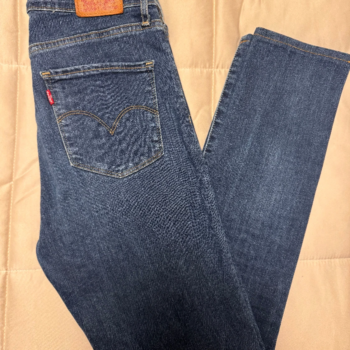 Levi's 721 high rise skinny strl 27 (Nya)