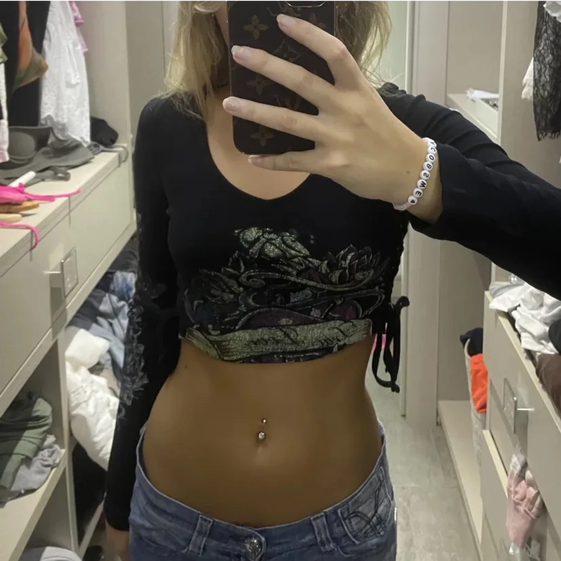 Ed Hardy x Urban Outfitters tröja