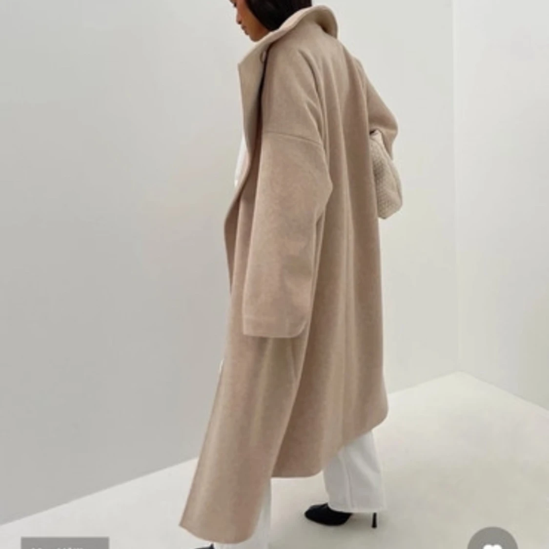 Lång kappa från NA-KD - 90