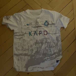 Köpte den för 650 - Den är för liten 