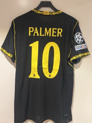 Chelsea 26/27 Cole Palmer  - En Chelsea tröja 26/27 Cole Palmer spelar version, storlek L helt ny