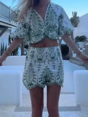 Zara set - Grönt trendigt set från Zara, storlek S💕