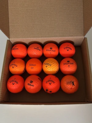 Orange Mix. A/B klass - Orange mix. A-B klass är ett prisvärt paket med färgade golfbollar i bra skick och god spelkvalitet. Kort sagt fina bollar till riktigt bra pris👍