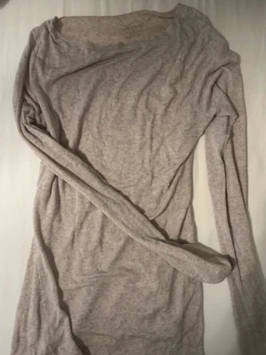 intimissimi tröja - inga hål eller annat fel helt ny!